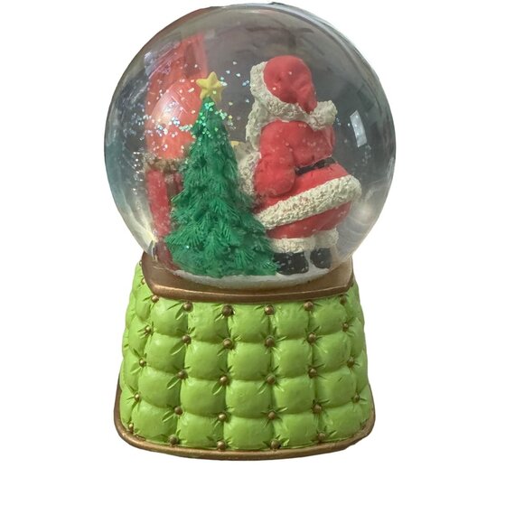 Baby's 1st Christmas Music Box Snow Globe Plays We Wish You A Merry Christmas - Picture 2 of 5